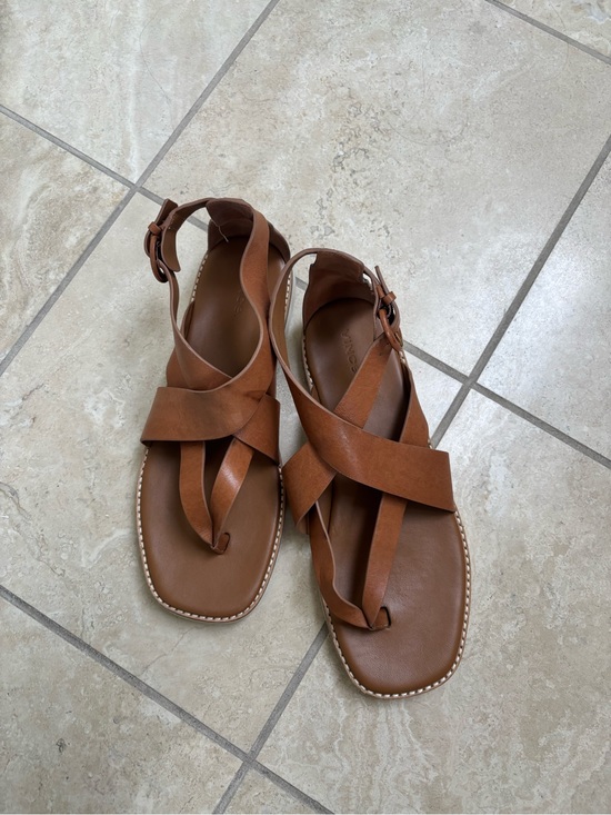 Vince Shoes - Vince ‘Morris’ Sandals